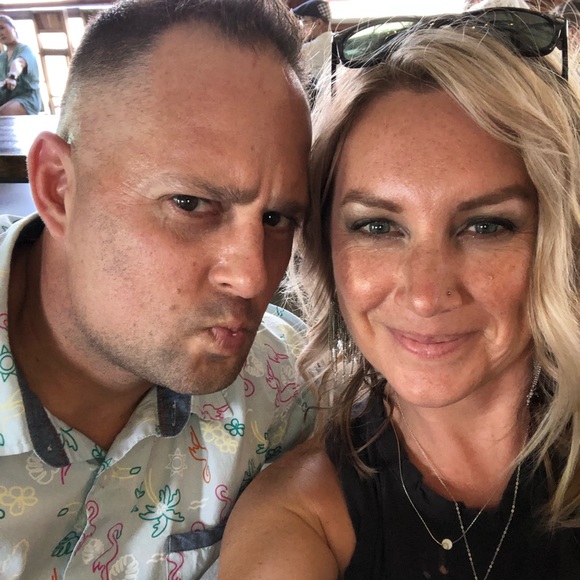 Meet your Posher, Elizabeth - Picture 2 of 7